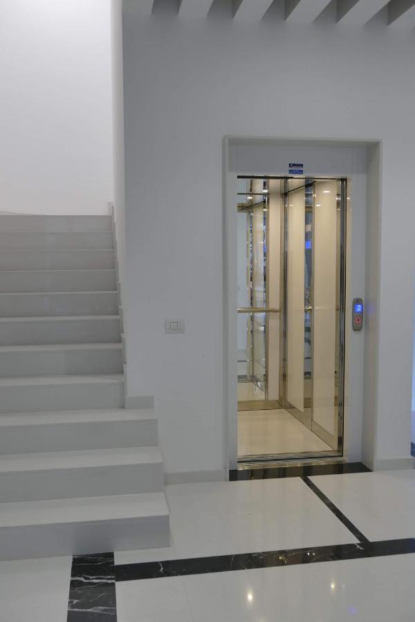 Central Modern Apartment バーリ エクステリア 写真